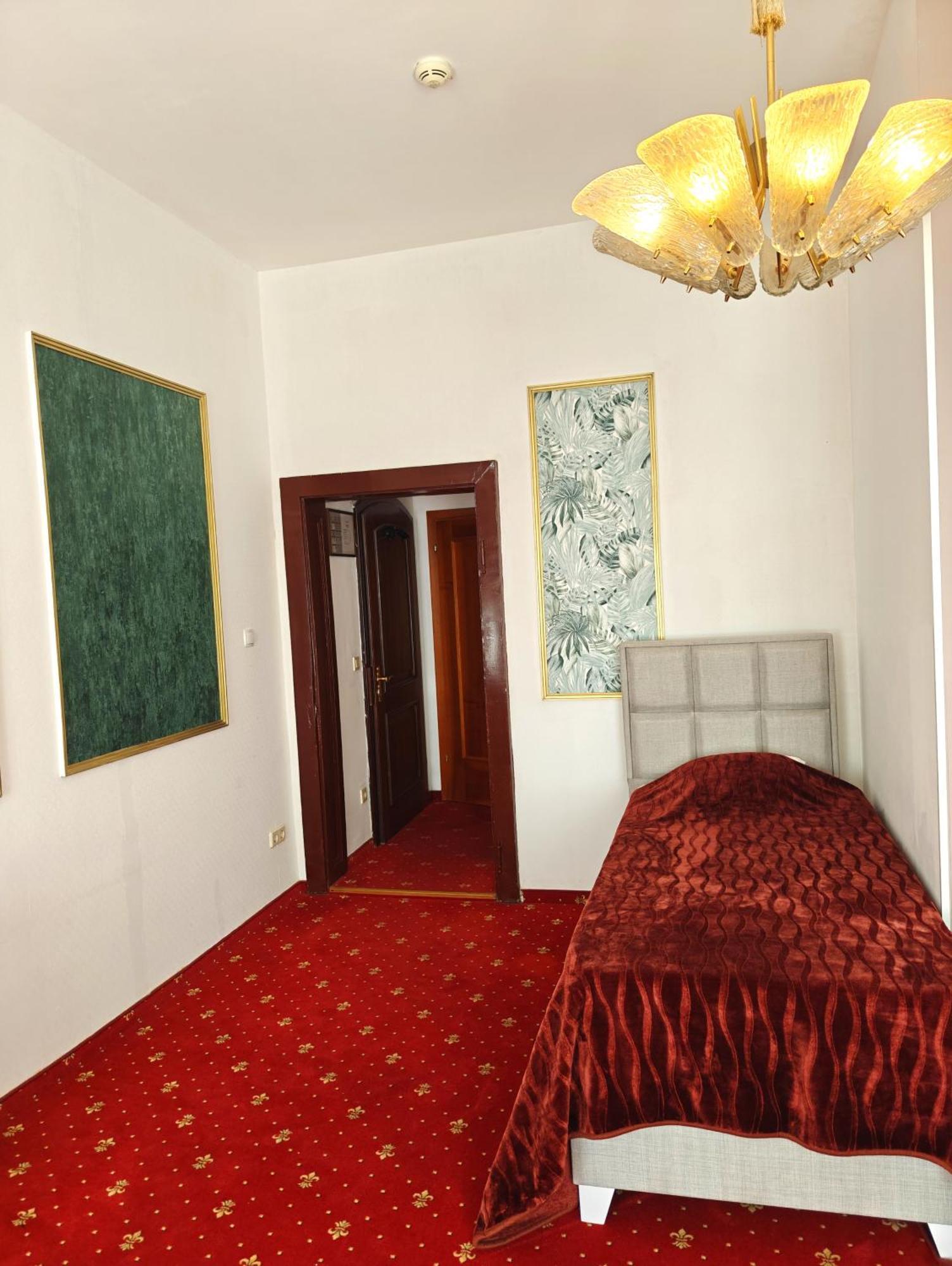 Raimundhof Hotel 3*
